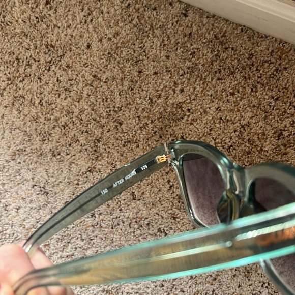 Quay after hours sunglasses - Picture 5 of 5